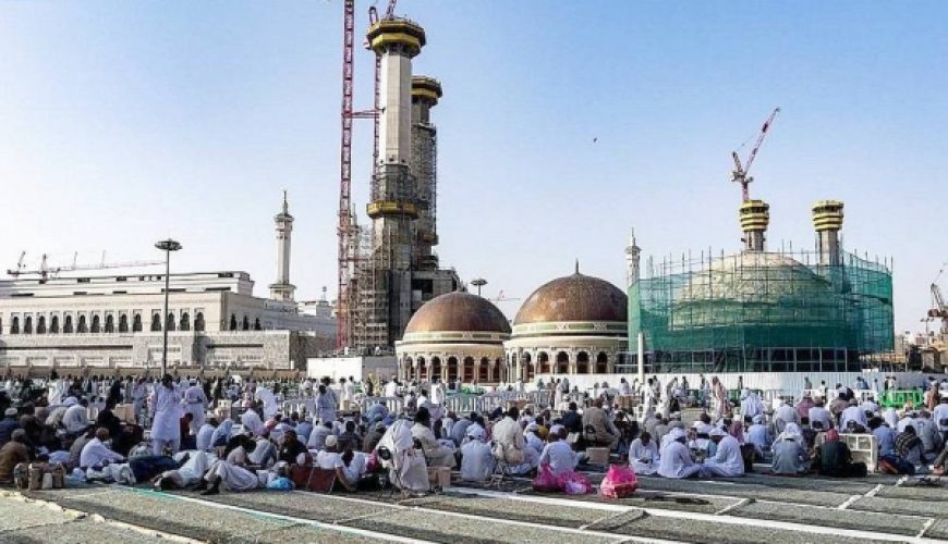 La présidence confirme que le toit de la Grande Mosquée est prêt à accueillir les fidèles