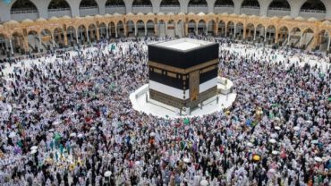 Le Hajj s’achèverait mardi alors que la moitié des pèlerins accomplissent les rituels
