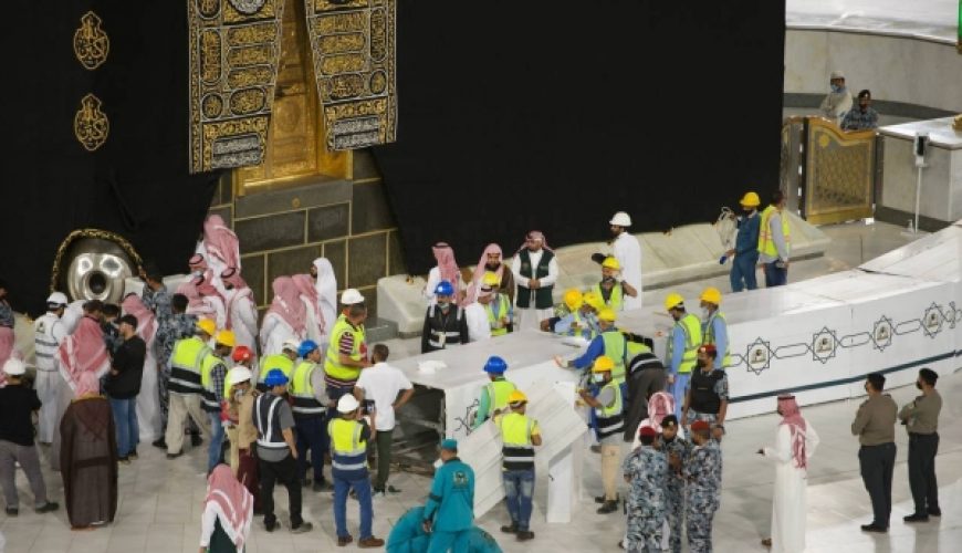 Les barrières préventives autour de la Kaaba supprimées