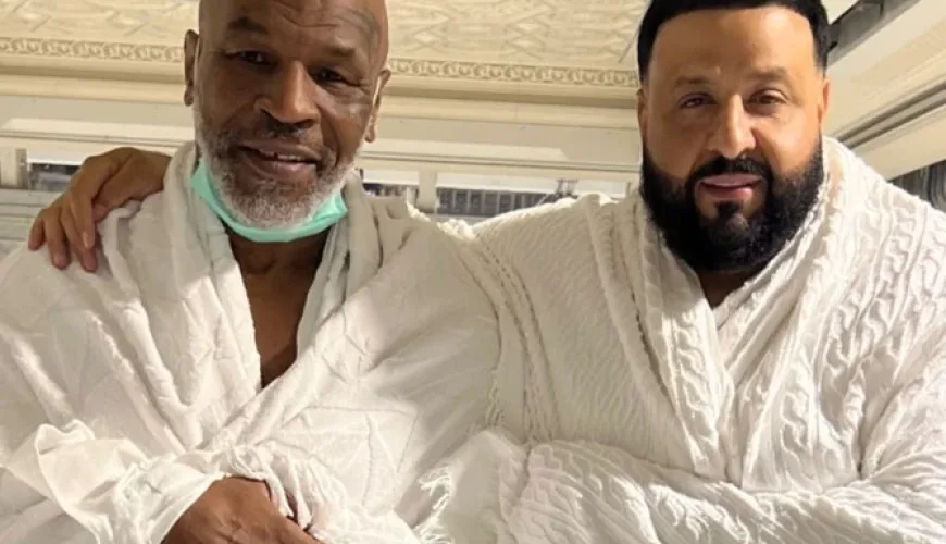 DJ Khaled et Mike Tyson effectuent la Omra à La Mecque en Arabie saoudite